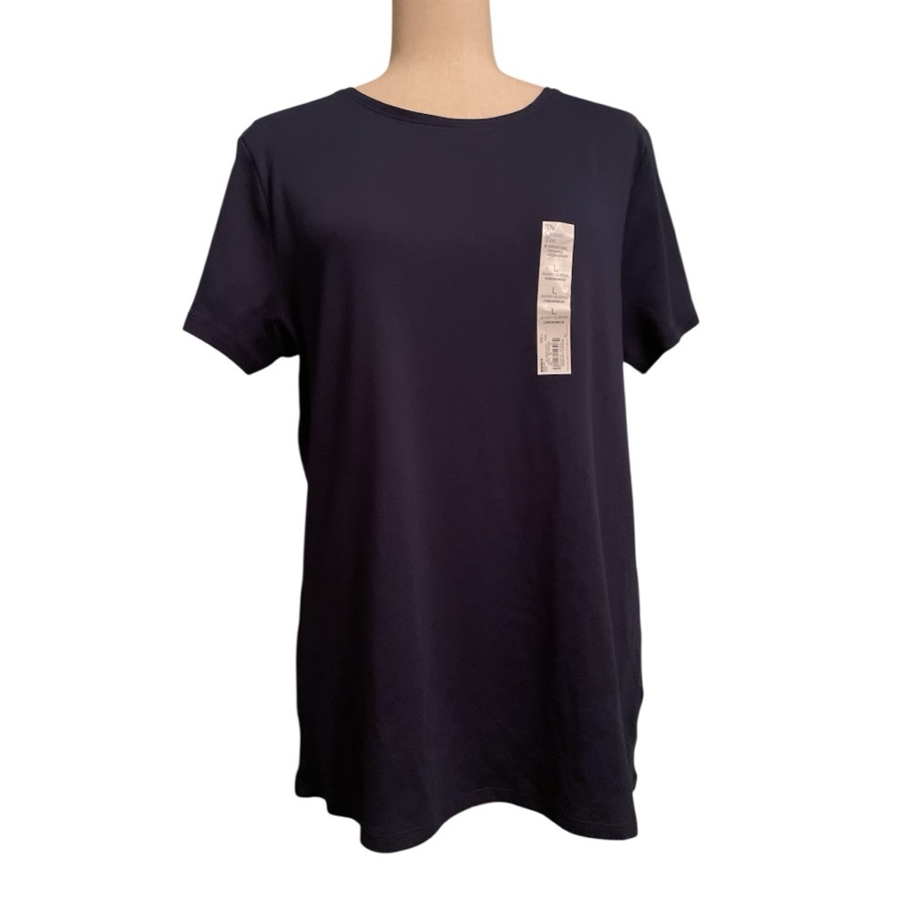 Women's Navy Top, size L, NWT Croft & Barrow. Short sleeves.